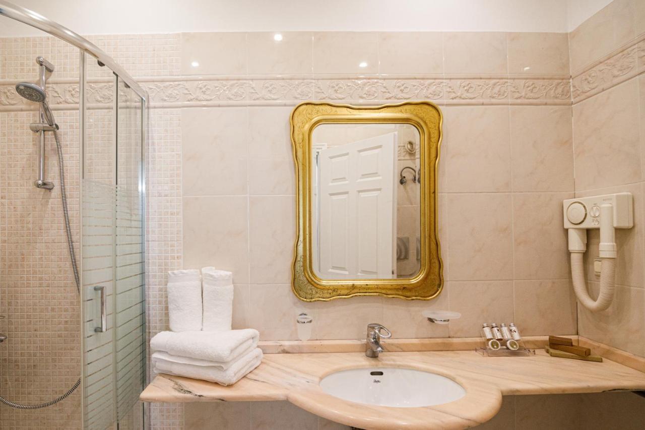 Palaiologos Luxury City Hotel Patras Zewnętrze zdjęcie